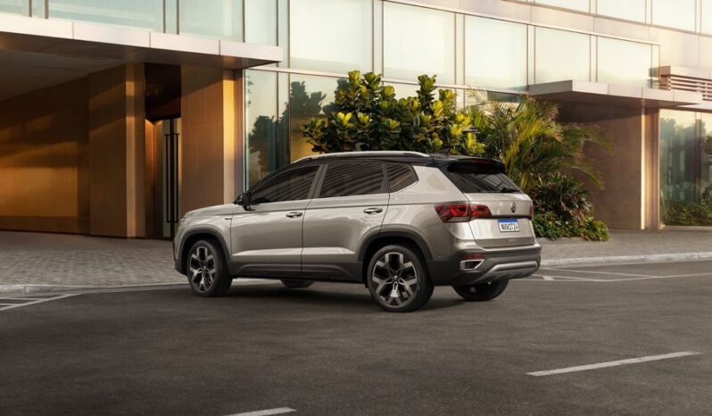 
								Taos 1.4 250 TSI Comfortline Auto 23/23 cheio									