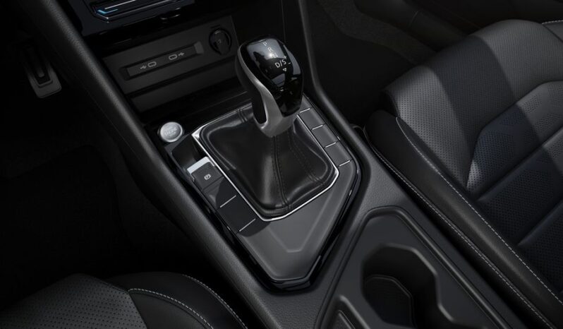 
								Taos 1.4 250 TSI Highline Auto 23/24 cheio									