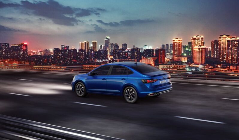 
								Virtus 1.0 200 TSI Highline Auto 23/24 cheio									