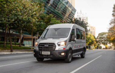 TRANSIT MINIBUS 14+1 410L 2024 (BMB4)