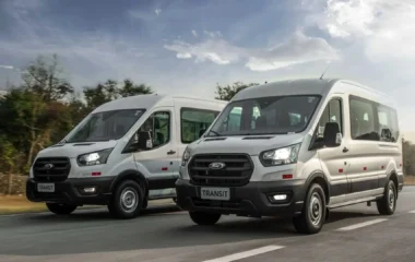 TRANSIT MINIBUS 17+1 460E 2024 (BMA4)